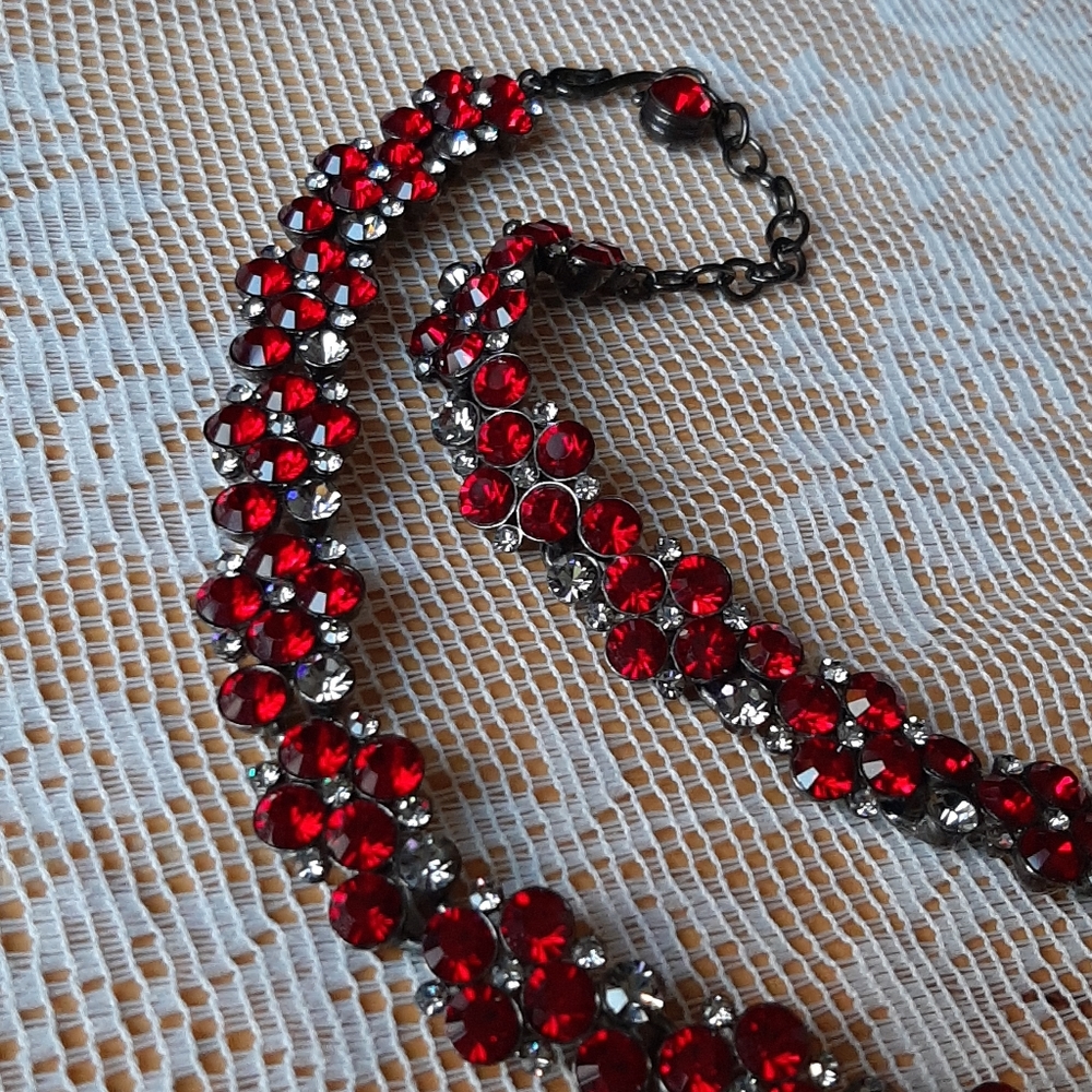 Ruby Red Crystal Necklace - Picture 5 of 6
